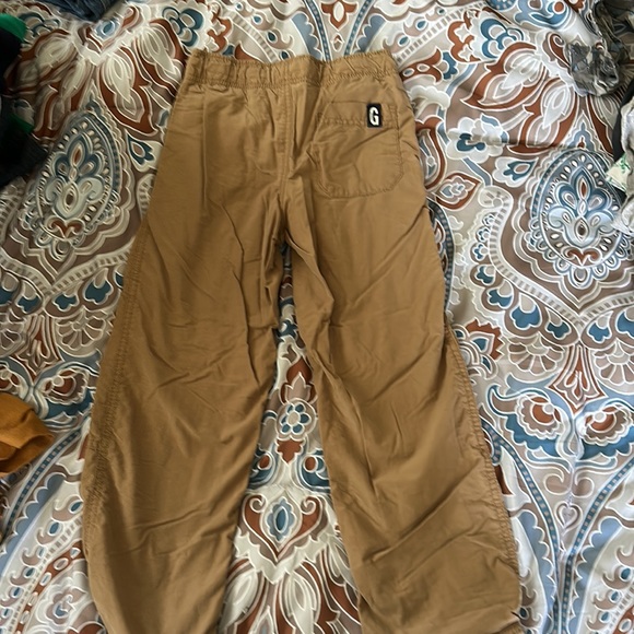 Gymboree boys size 7 tan cargo pants - Picture 3 of 3